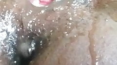 Ebony Almost 2 Minute Orgasm 0:35 GEYSER 0:41